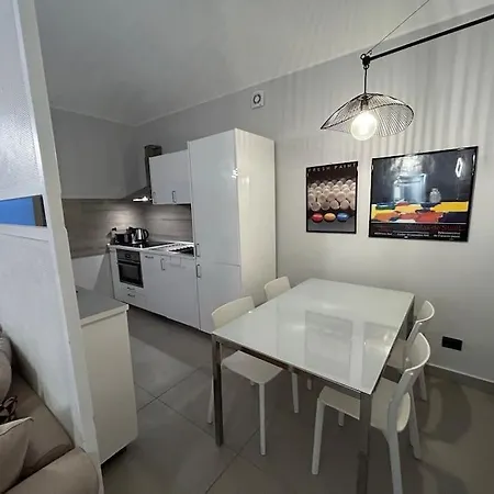 شقة La Casa Di Silvio Ai Giardini Reali