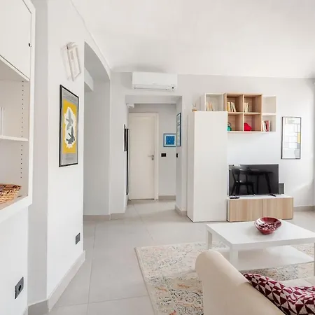 شقة La Casa Di Silvio Ai Giardini Reali *