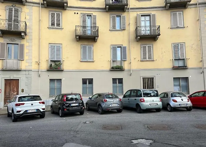 La Casa Di Silvio Ai Giardini Reali * Turin